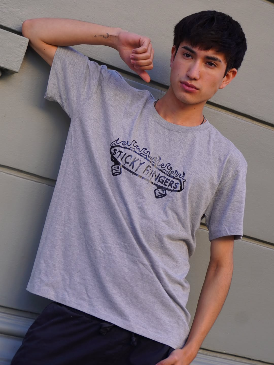 Polera Sticky Fingers