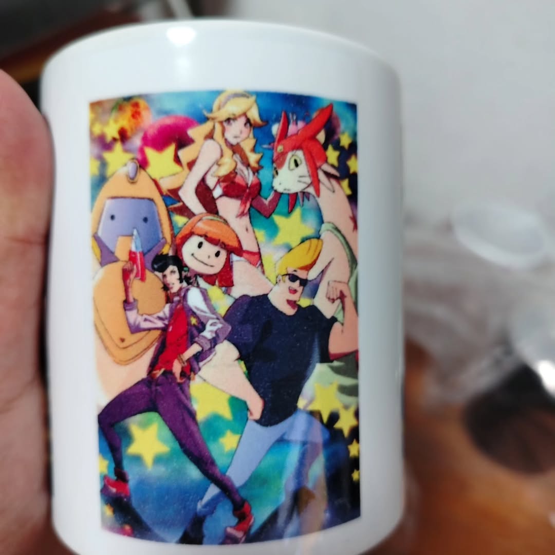Taza Space Dandy y Johnny Bravo