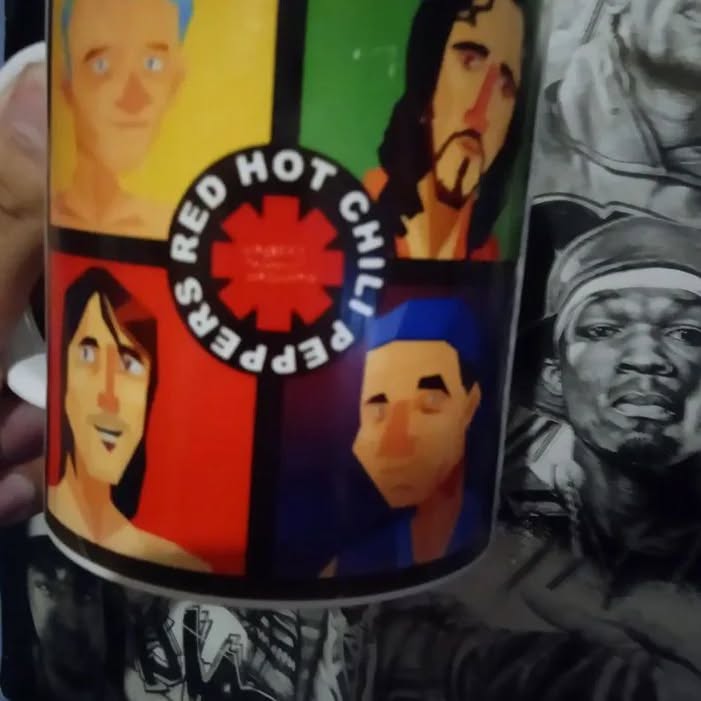 Taza Red Hot Chili Peppers