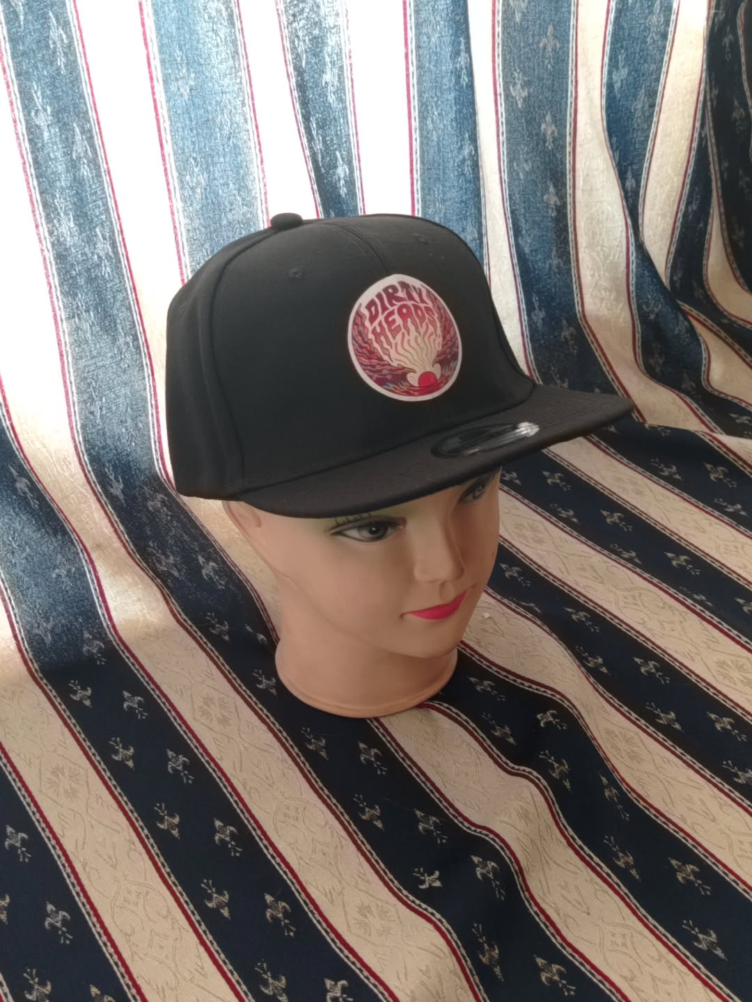 Gorro visera plana Dirty Heads